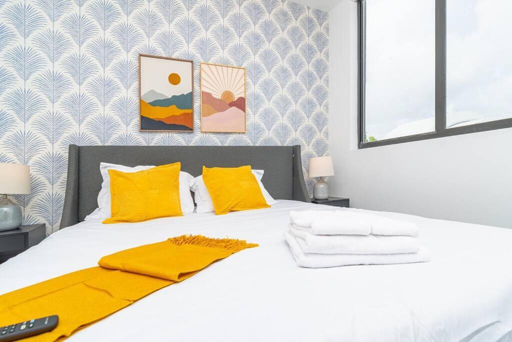 Apartment King Bed 2 Bedrooms Oasis Minutes To Brickell 6 Guests
